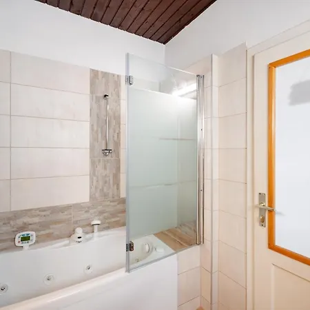 Birker Semesterbostad *